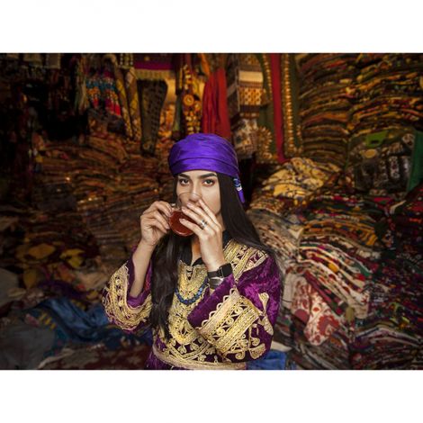 Fatimah Hossaini - Pearl in the oyster