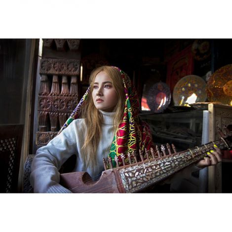 Fatimah Hossaini - Pearl in the oyster
